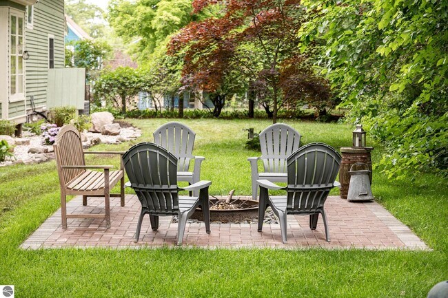 Foto del edificio - 828 Washington St