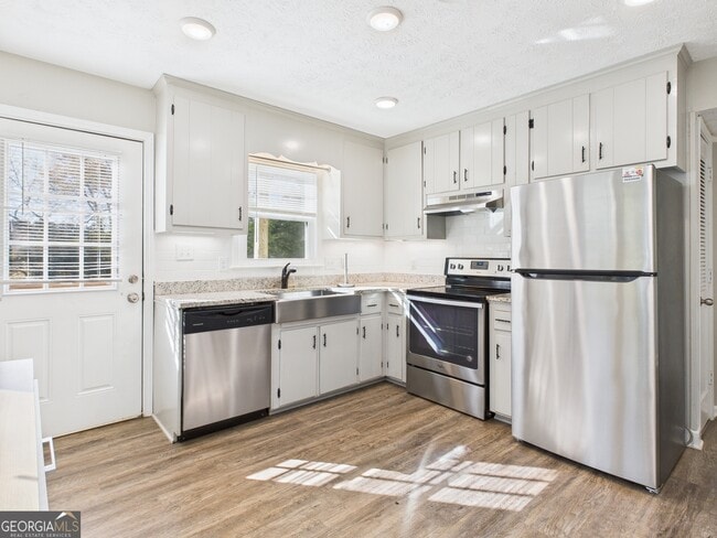 Building Photo - 1030 Elder Heights Dr