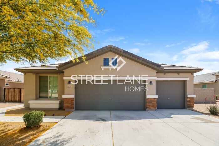 Foto principal - Charming 3 Bedroom in Avondale!