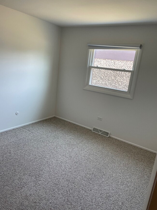 Bedroom #1 - 1040 Camellia Dr