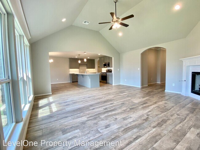 Building Photo - 3 br, 2 bath House - 8300 NW 151st Street