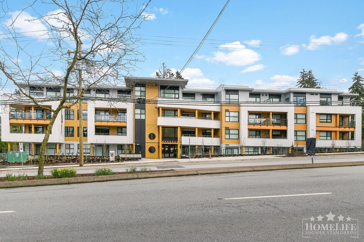 Primary Photo - Effortless Living in the Heart of South Su...