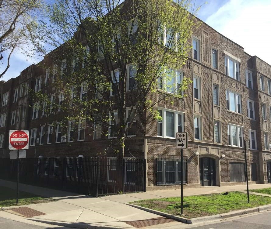 7549 S Kingston Ave, Chicago, IL 60649 7549 S Kingston Ave Chicago