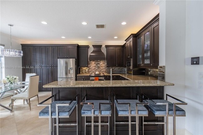 Foto del edificio - 8292 Triana Point Avenue