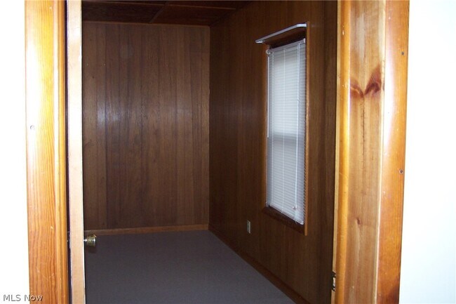 Foto del edificio - 15794 Grove St