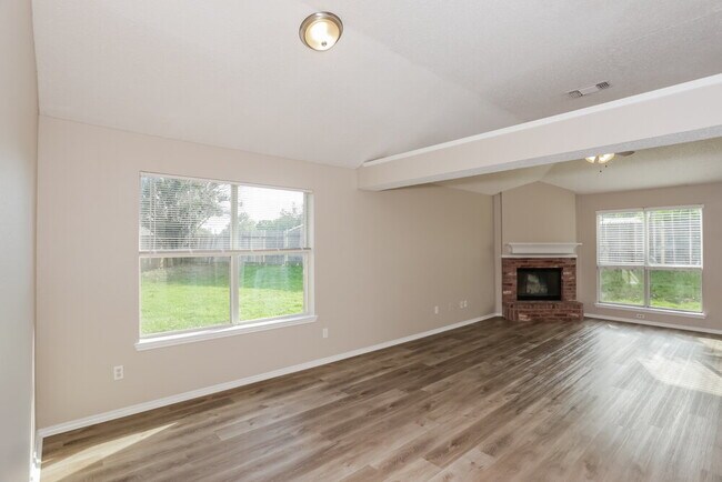Foto del edificio - 4163 Cypress Gardens Ct