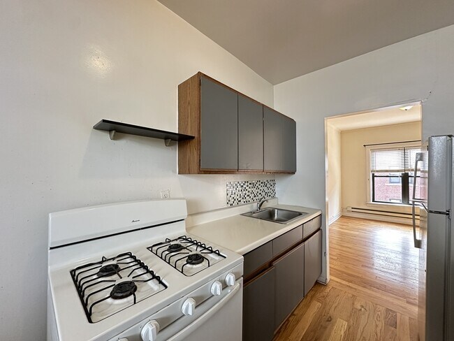 Foto del edificio - 838 W Waveland