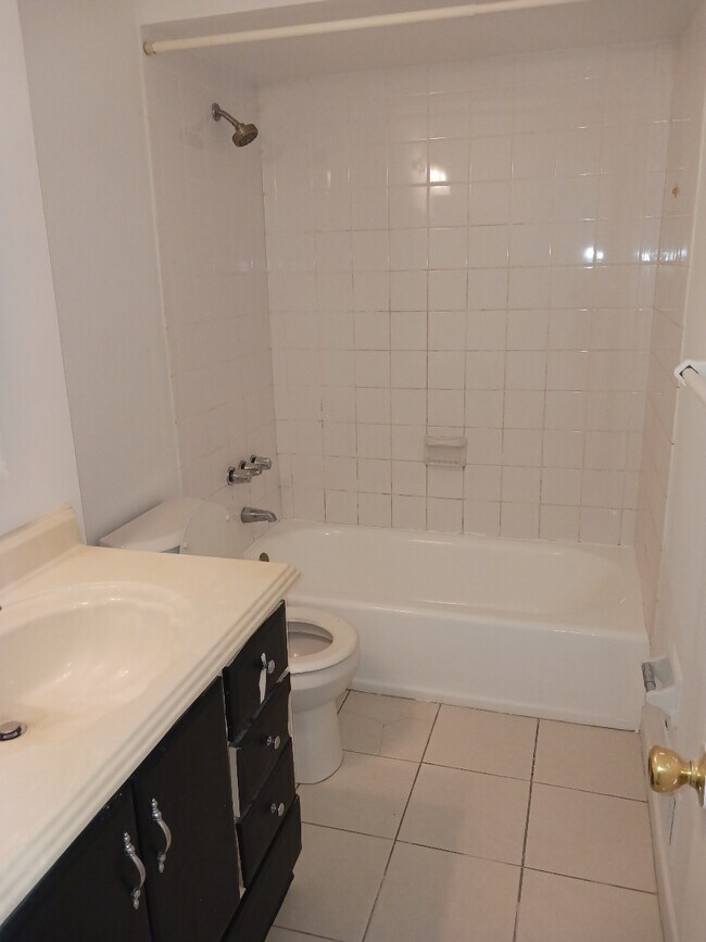 Bathroom - 32 Morgan Ln