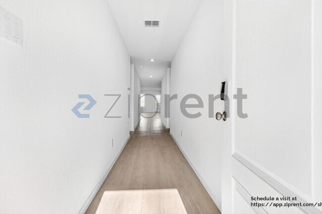 Foto del edificio - 528 Waymaker Wy