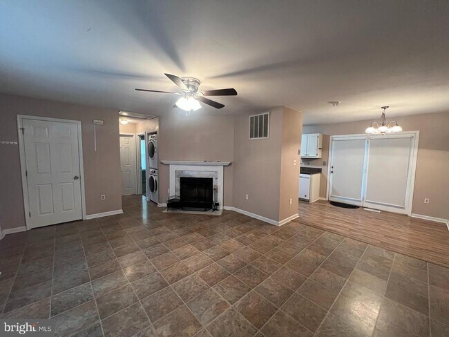 Foto del edificio - 11554 Deadwood Dr