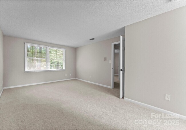 Building Photo - 7016 Wannamaker Ln