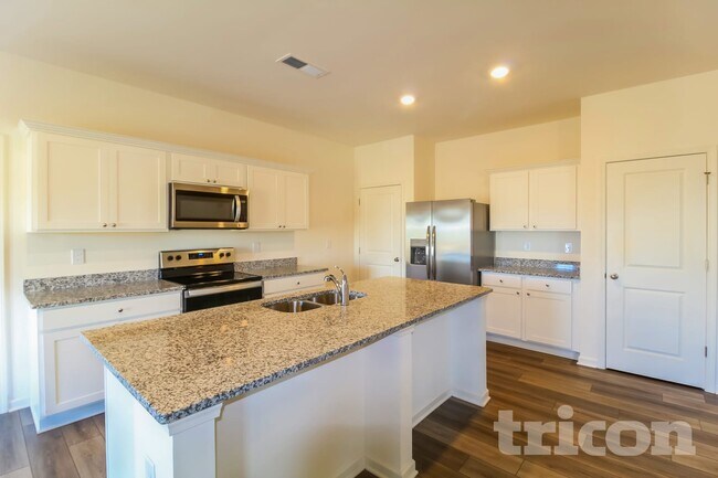 Foto del edificio - 297 Mccall Wy