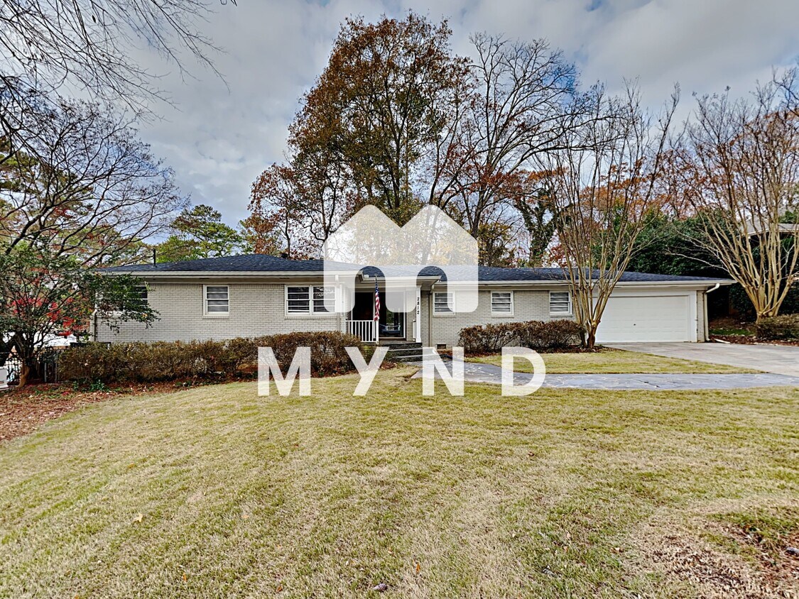 Primary Photo - 2812 Margaret Mitchell Dr NW