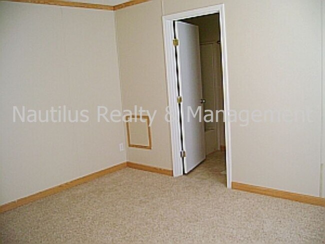 Building Photo - 1103 Marion Joyner Dr