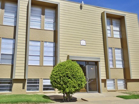 Foto del edificio - College Pointe