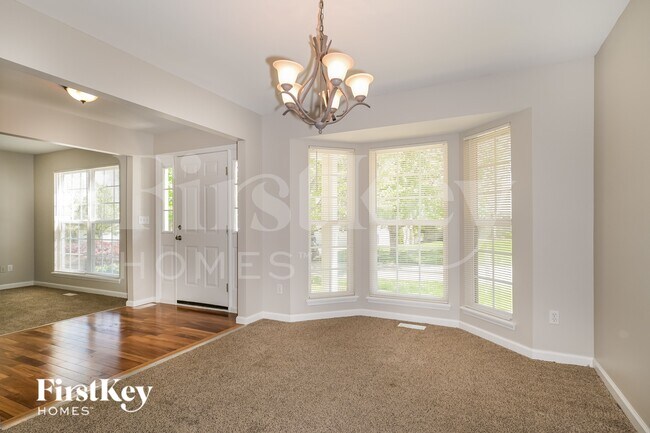 Foto del edificio - 259 Hickory Wood Dr