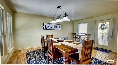 Building Photo - 11359 Twain Dr