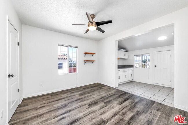 Building Photo - 1457 Allison Ave