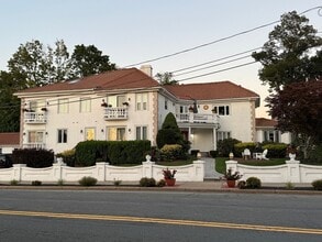 Building Photo - 1 Salem St