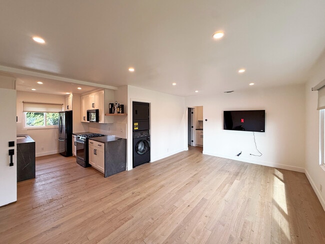 Foto del edificio - 1756 Franklin St