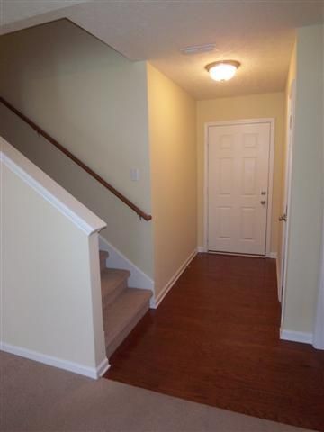 Building Photo - 3BR/2.5B With A Bonus Room Blackman Area