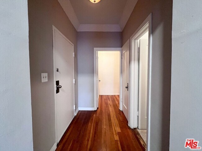 Foto del edificio - 1314 Hayworth Ave