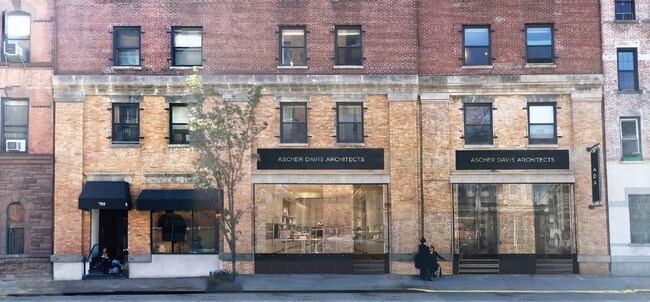 Foto del Primaary, ilustración - 710 Greenwich St