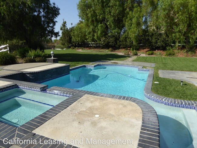 Foto del edificio - 5 br, 3.5 bath House - 26921 Whitehorse Place