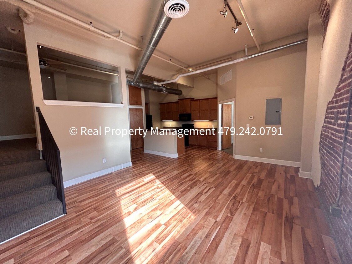 Foto principal - Downtown Apartment at the Ivory Lofts! REA...