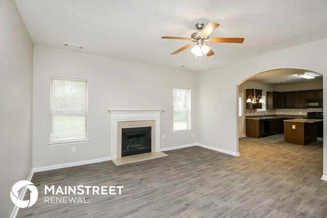 Building Photo - 842 Whitfield Oak Way NE