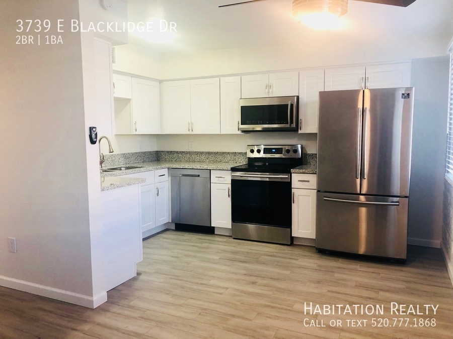 Foto principal - Beautifully renovated 2bd/1ba in Central T...