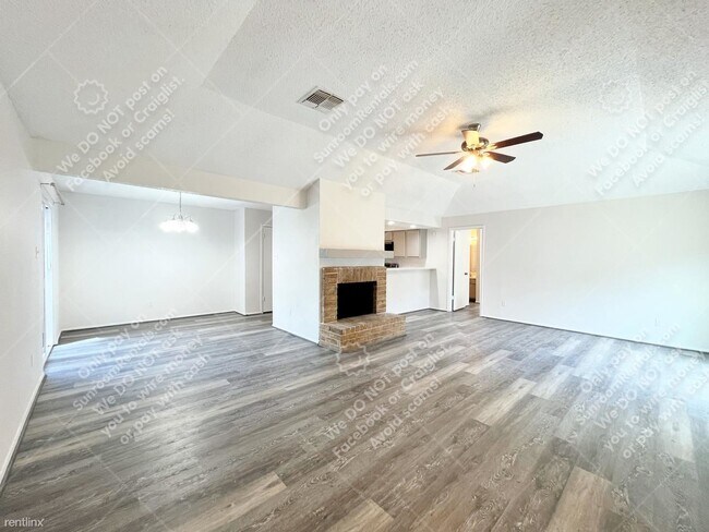 Building Photo - 3 br, 2 bath House - 11638 Herald Square Dr