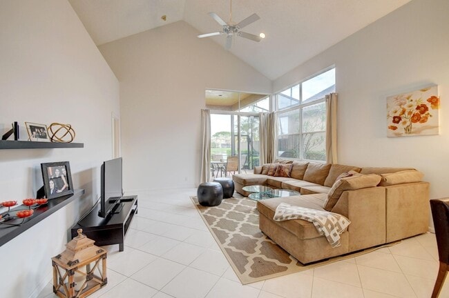 Photo - 2479 NW 66th Dr House