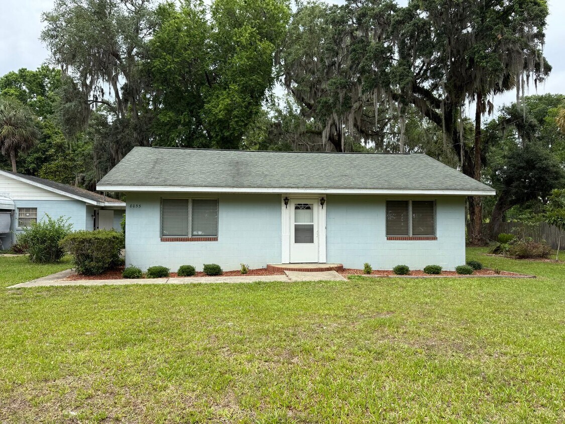 Foto principal - Two Bedroom Charmer
