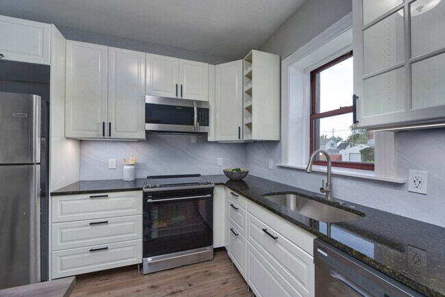Foto del edificio - 3199 W 14th St