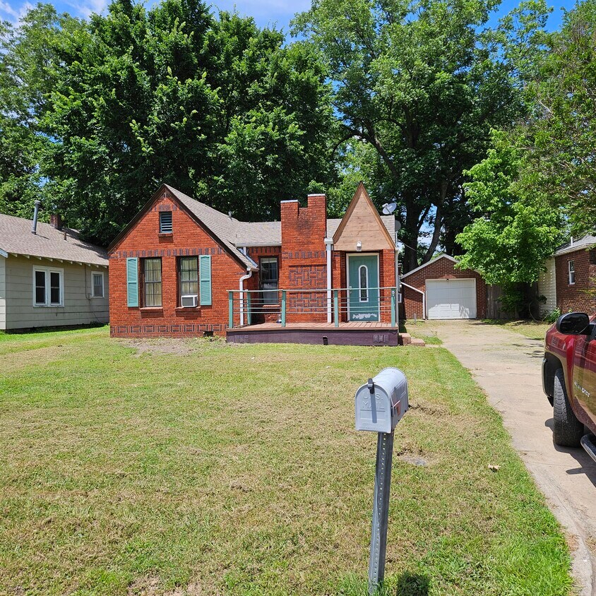 2622 Garland St, Muskogee, OK 74401 House Rental in Muskogee, OK