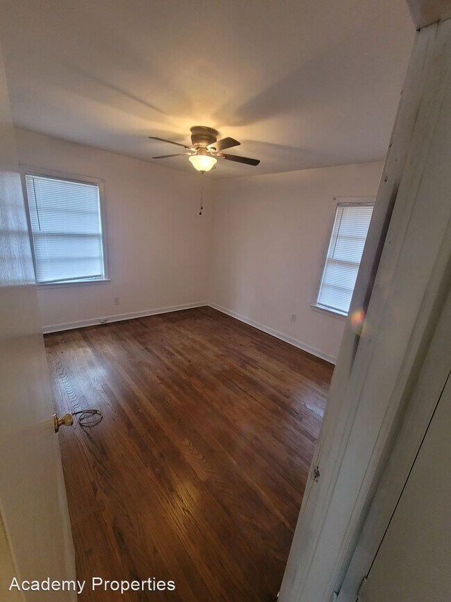 Building Photo - 3 br, 1 bath House - 2640 Rockcliff Rd.