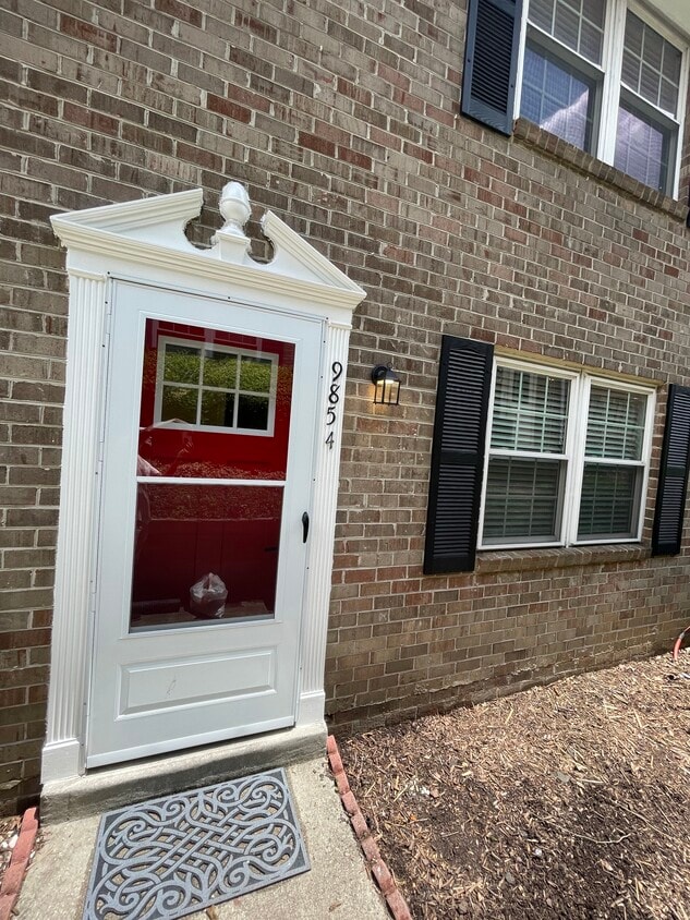 9854 Hagel Cir, Lorton, VA 22079 Townhome Rentals in Lorton VA