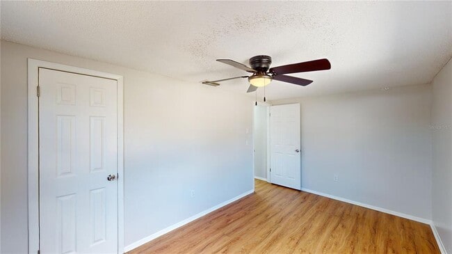 Building Photo - 8624 Velvet Dr