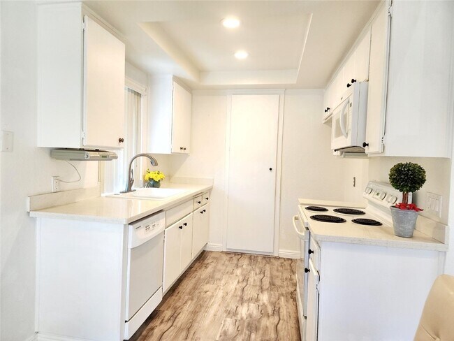 Building Photo - 1812 Pritchard Way