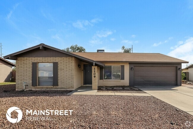 Building Photo - 1109 W Renee Dr