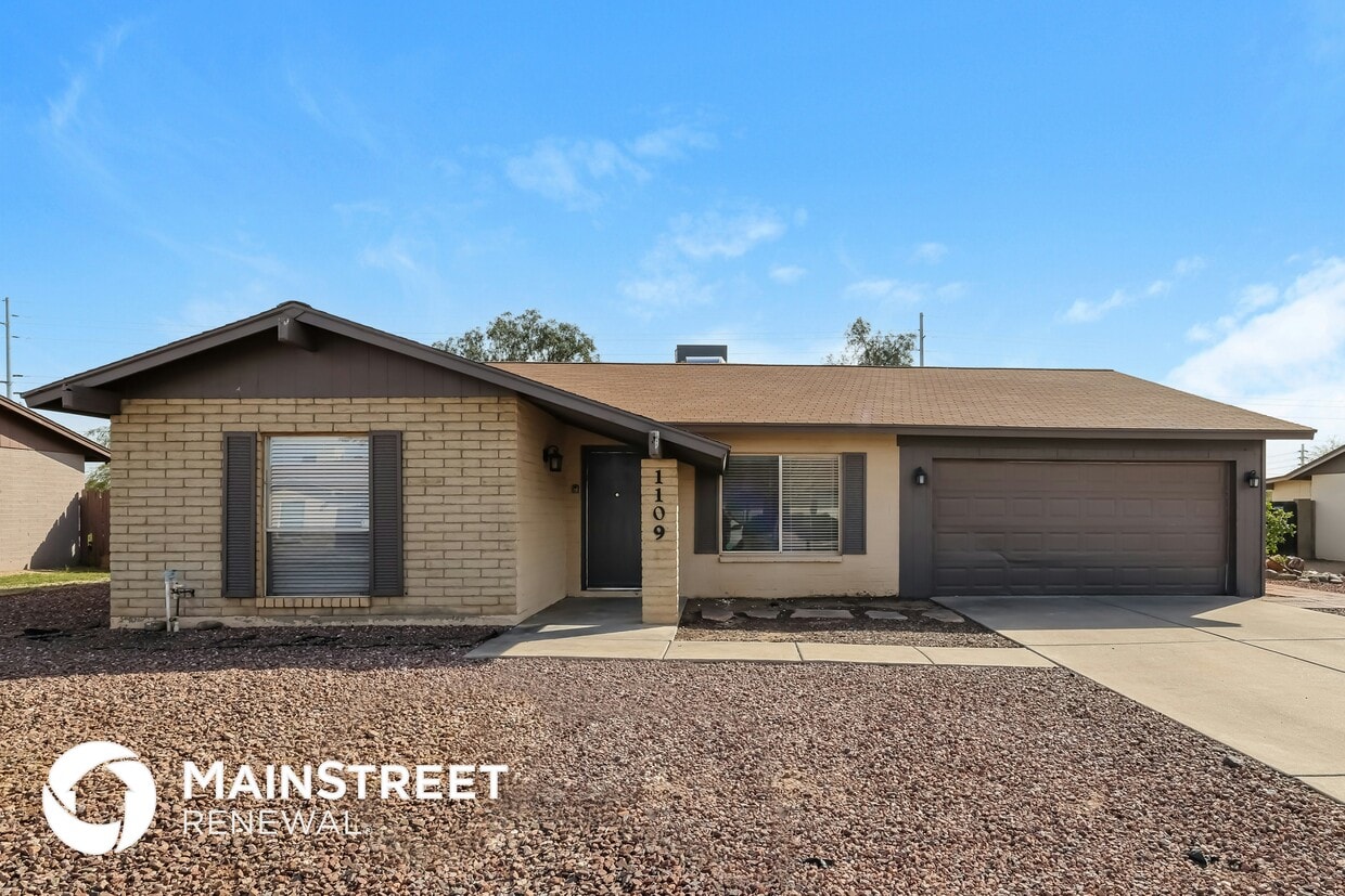 Primary Photo - 1109 W Renee Dr