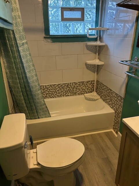 Foto del edificio - 426 N Warman Ave