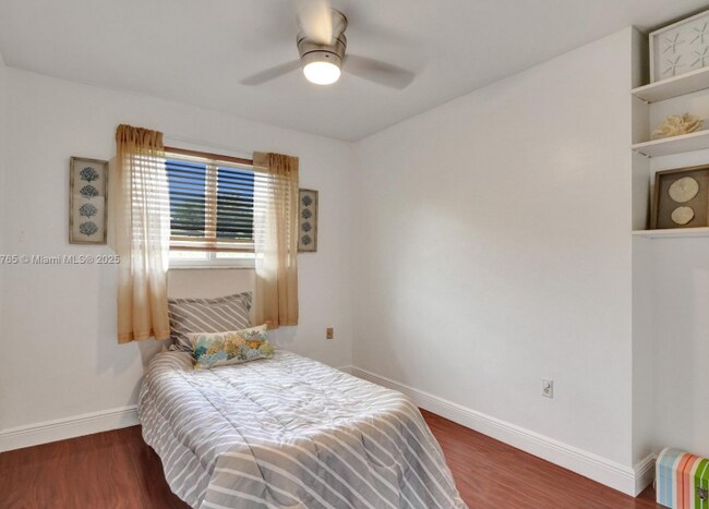 Foto del edificio - 7360 SW 120th St