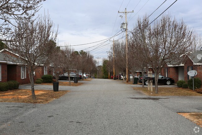 Summer Stone Cottages Apartments Smiths Station Al Apartments Com