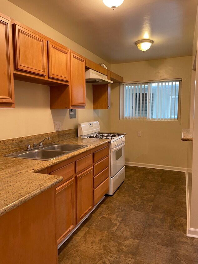 Foto del edificio - 349 W Doran St