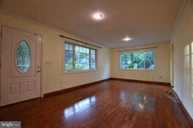 Foto del edificio - 3224 Edgewood Rd
