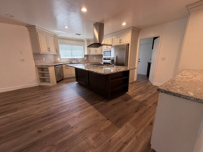 Building Photo - 5106 Glacier Canyon Ct