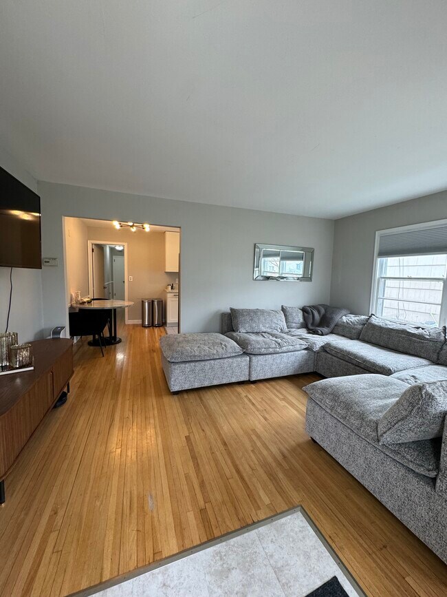 Foto del edificio - 3604 Kipling Ave