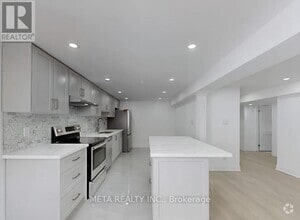 Building Photo - 1672 Beaton Way